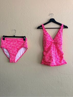 Women’s Pink Floral Tankini Bikini Set - Pink